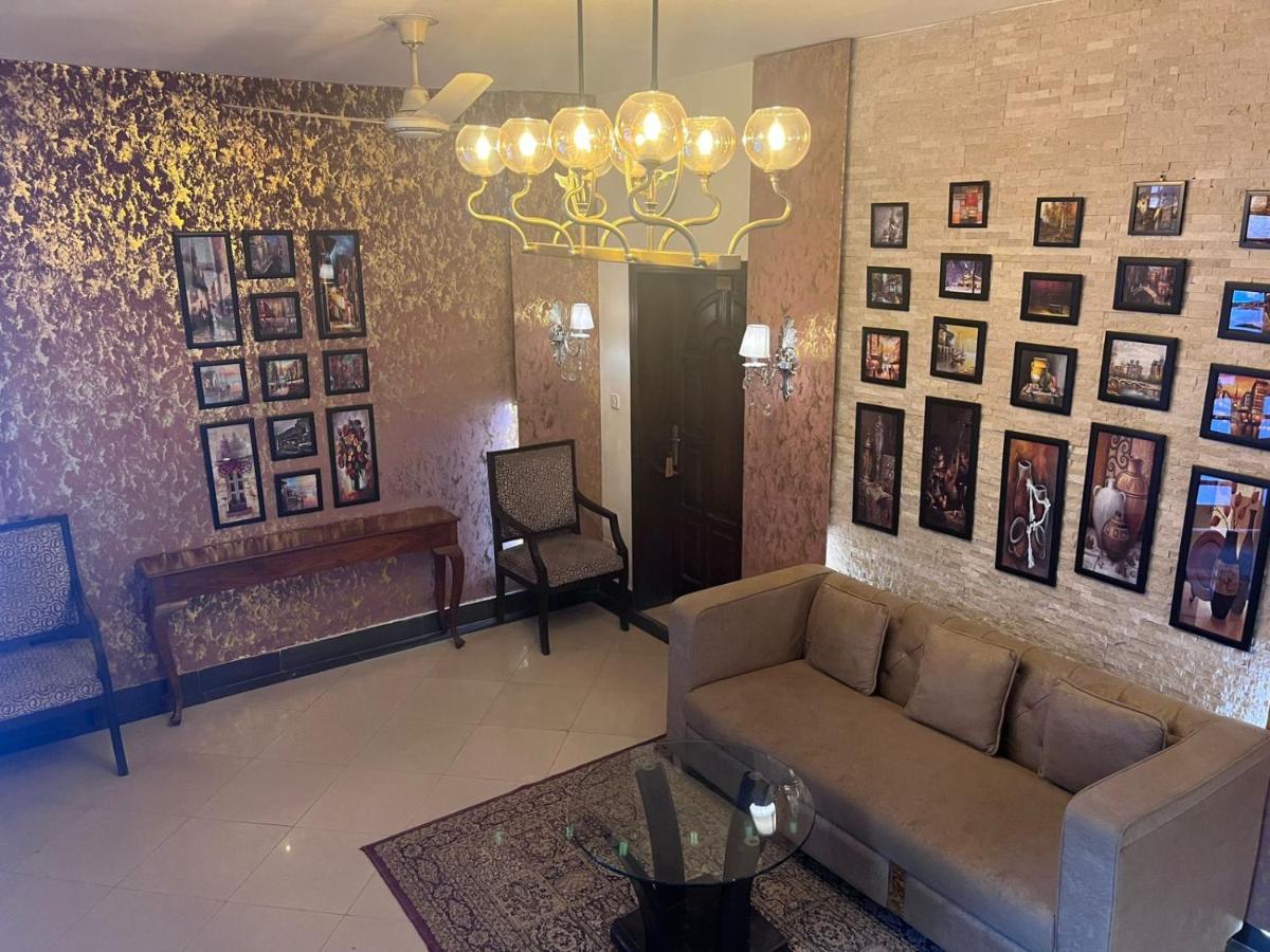 Shelton Hotel Rawalpindi Extérieur photo