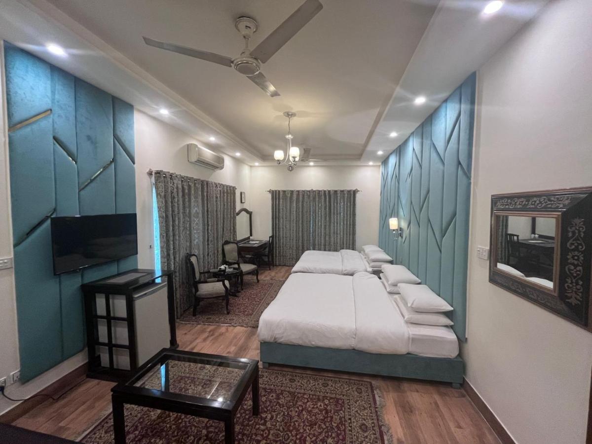 Shelton Hotel Rawalpindi Extérieur photo
