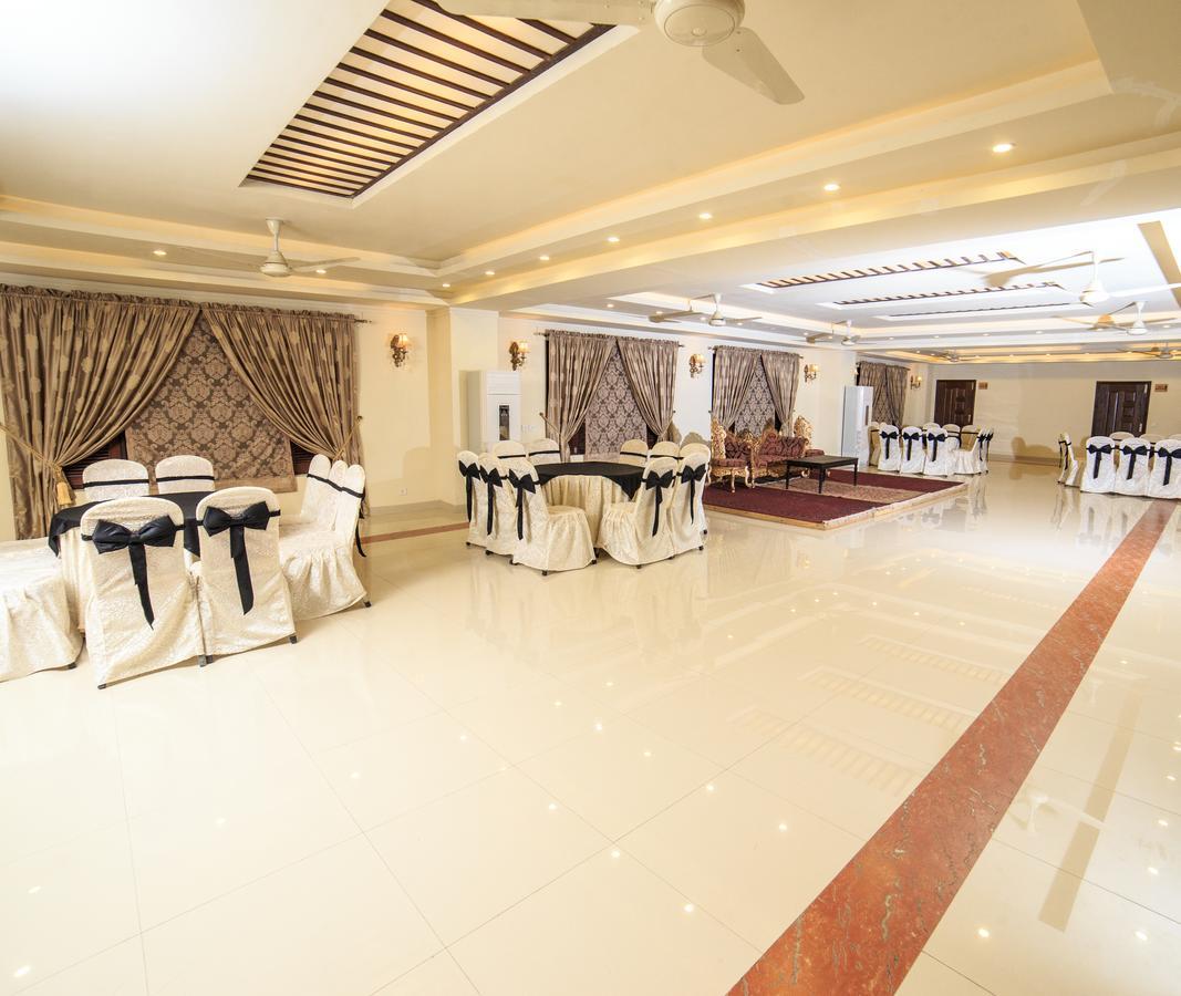 Shelton Hotel Rawalpindi Extérieur photo